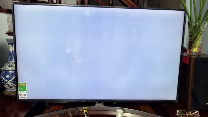II. Dịch Vụ Thay Màn Hình Tivi Chính Hãng Phục Vụ Tận Nhà